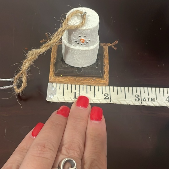 The original s’mores S’mores snow man decor ornament - Picture 5 of 6